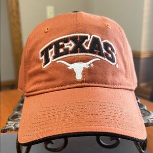Texas Hook’Em Horns cap.  NWOT